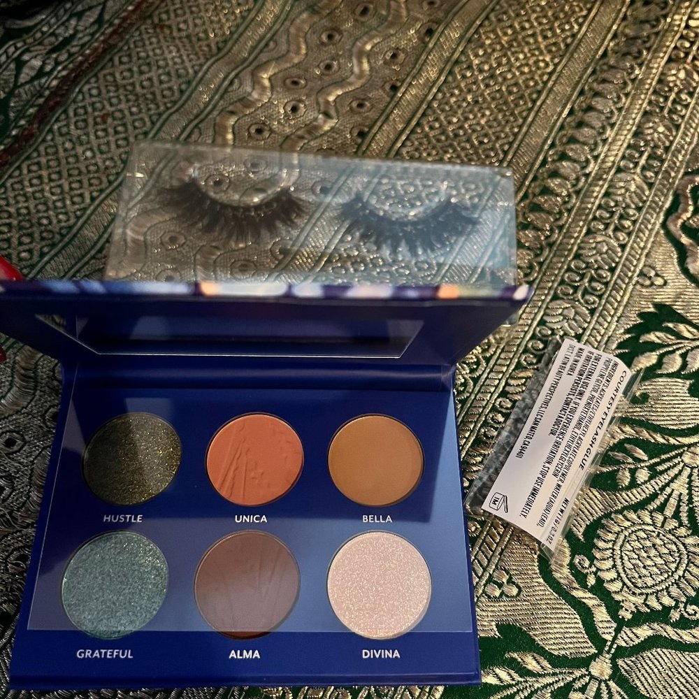 Tresluce Beauty I Am Alma Palette and 5D Lash Set - unused
